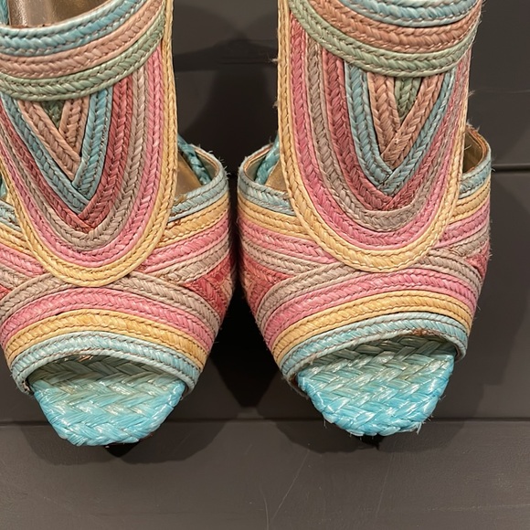 Multi Colored Pastel Heels! - Picture 4 of 5